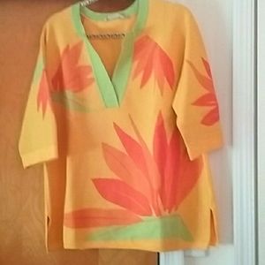 Soft surroundings top